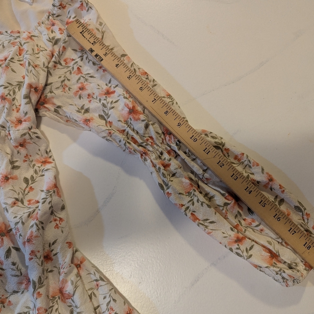 Lush Tie-Back Floral Top, Size Medium - Picture 14 of 14